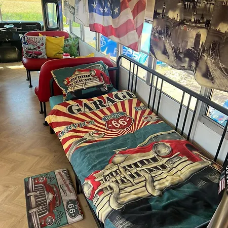Buli School Bus Campsite Skorzecin