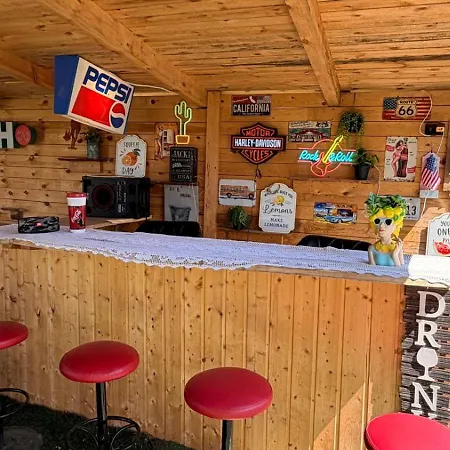 Buli School Bus Campsite Skorzecin