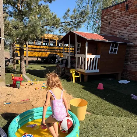 Campsite Buli School Bus Skorzecin
